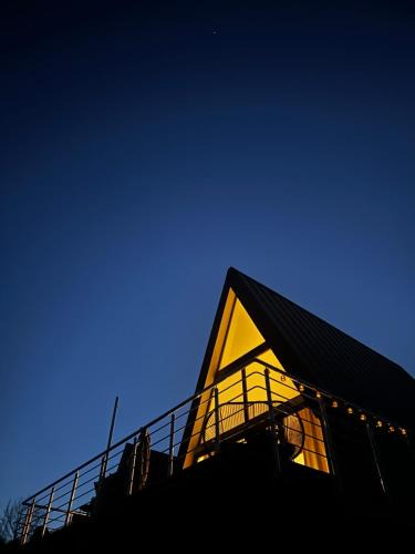 Oscadnica House | Áčko
