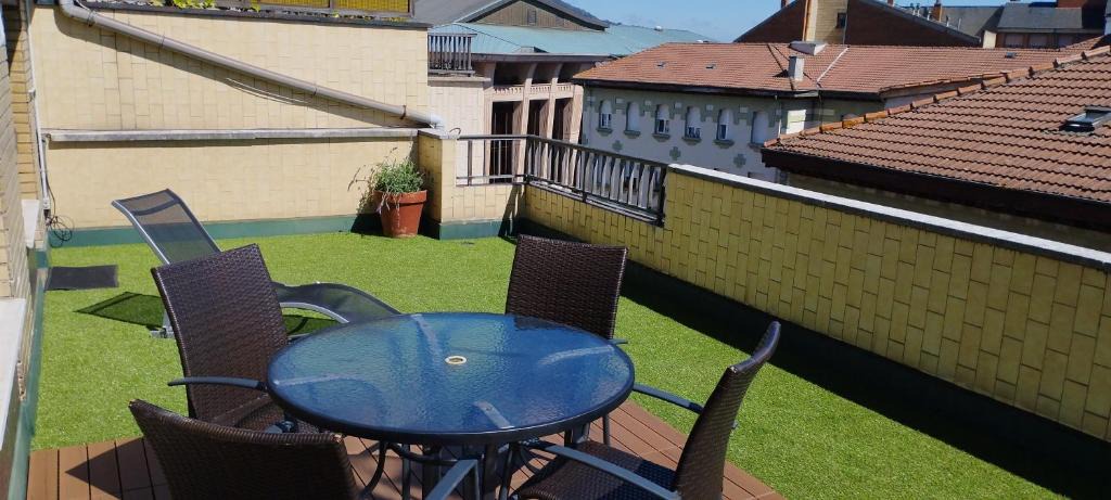 Centro y casco historico Apartment | ÁTICO AUDITORIO disfrute sus 40 metros de terraza orientada al sur