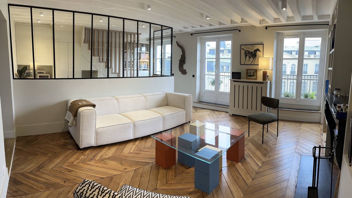 Saint-Thomas-d'Aquin Apartment | Élégant Appartement Familial de 3 Chambres au Cœur de Paris