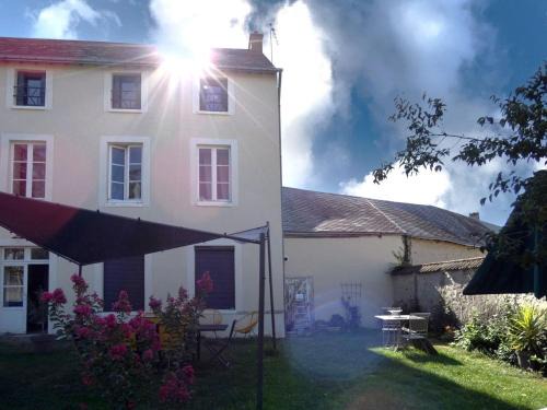 Janville Bed & Breakfast | Élégante Chambre Rétro-Chic avec Lit King-Size proche commerces et autoroute A10 - FR-1-581-112