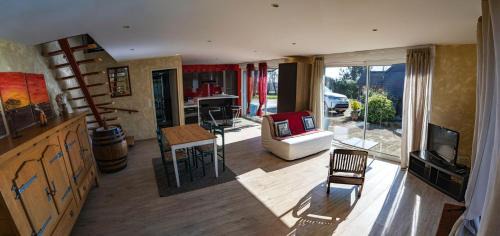 Renwez House | Élégante maison moderne en Ardennes françaises - Tout le confort pour un séjour mémorable