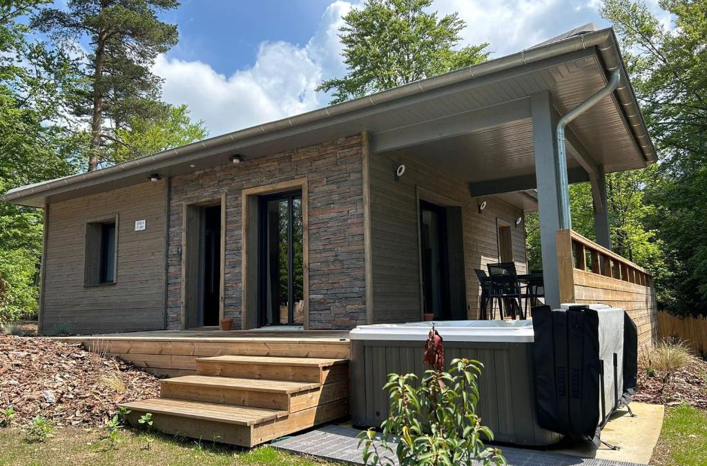 Le Chambon-sur-Lignon House | Évasion luxueuse avec spa privatif, golf et activités pour tous au Chambon-sur-Lignon - FR-1-582-369
