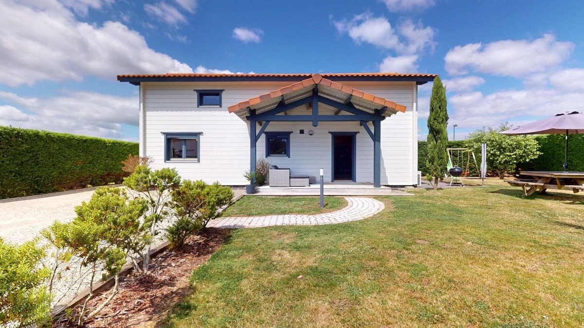 Saint-Maixent-sur-Vie Ski Chalet | Ô Cœur du Bois