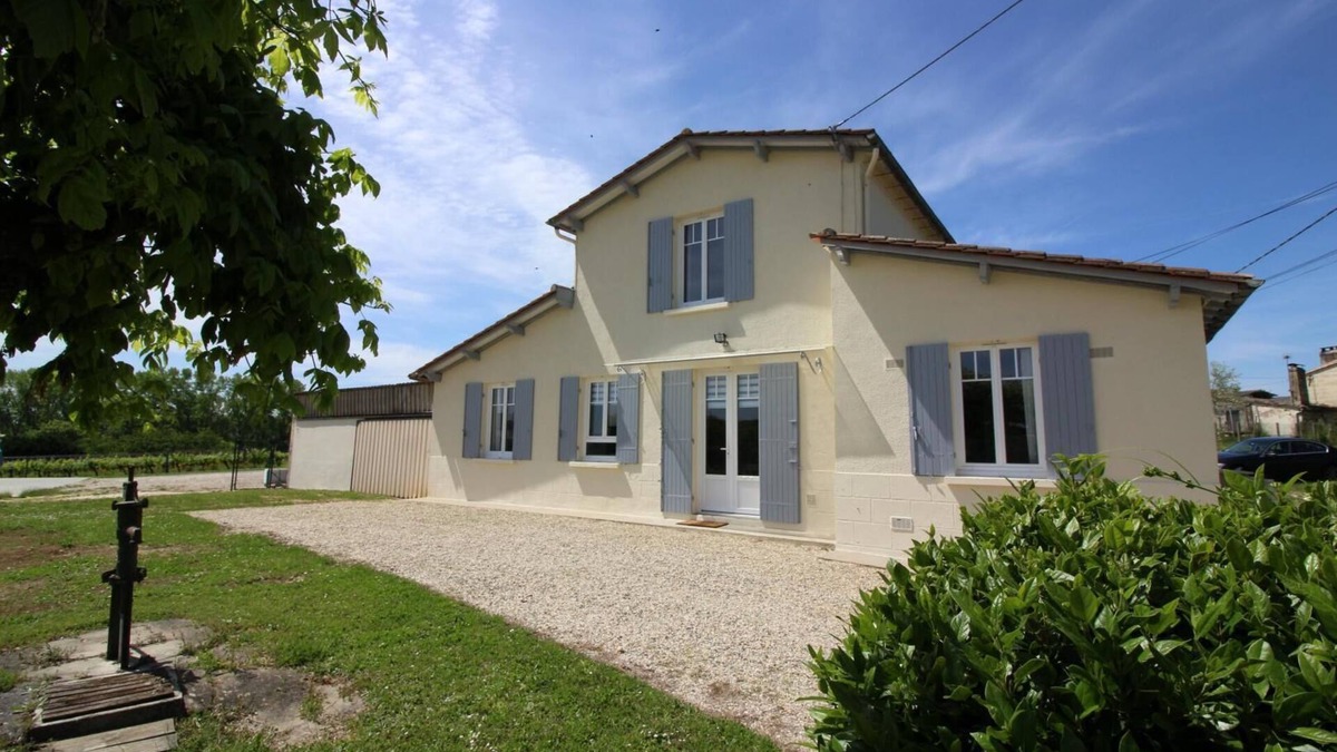 Lussac House | Ô Jamard - Lussac - Gîte