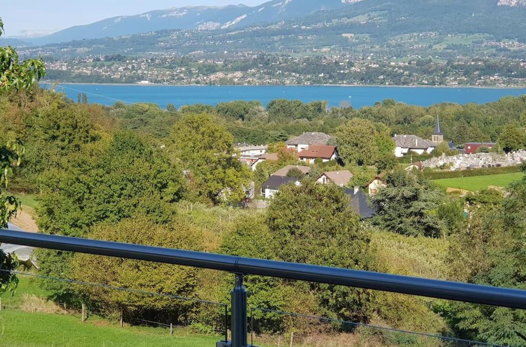 Le Bourget-du-Lac House | Ô Lac