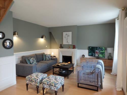 Tours Apartment | "Ô Tour's Angels" A Côté