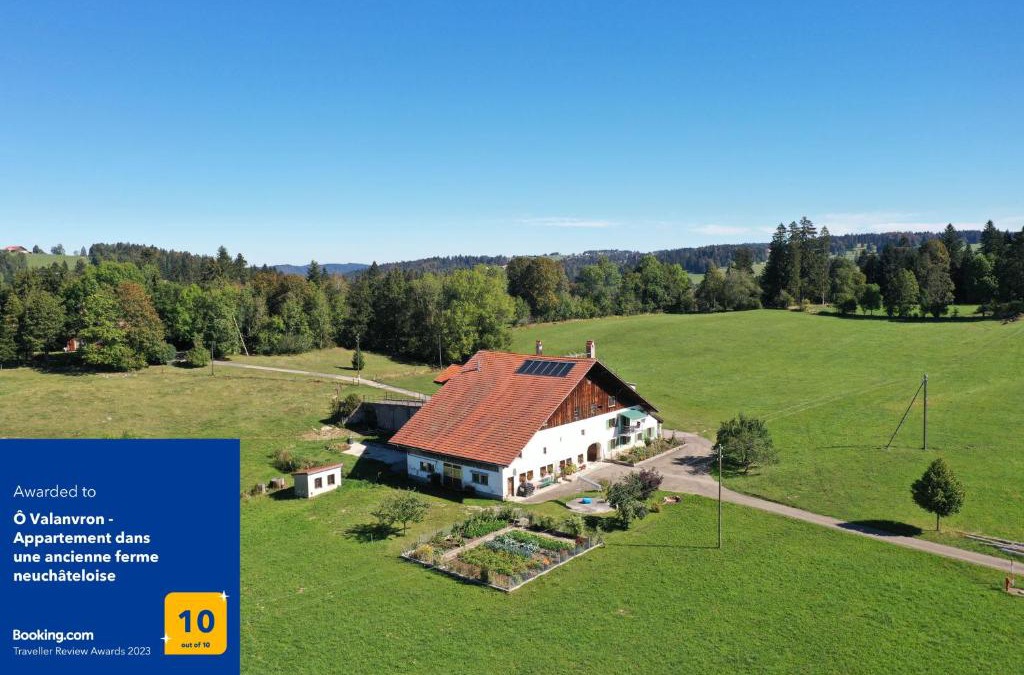 La Chaux-de-Fonds Apartment | Ô Valanvron - Appartement dans une ancienne ferme neuchâteloise