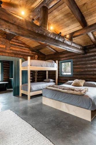 Saint-Simeon Ski Chalet | ÖBois Charlevoix - La Forgerie