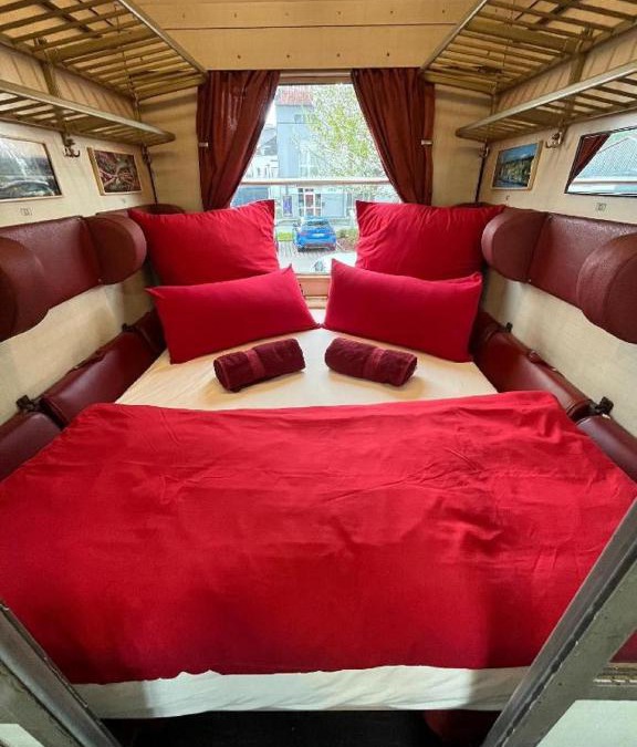 Bogen Apartment | Übernachten im nostalgischen Bahnwaggon