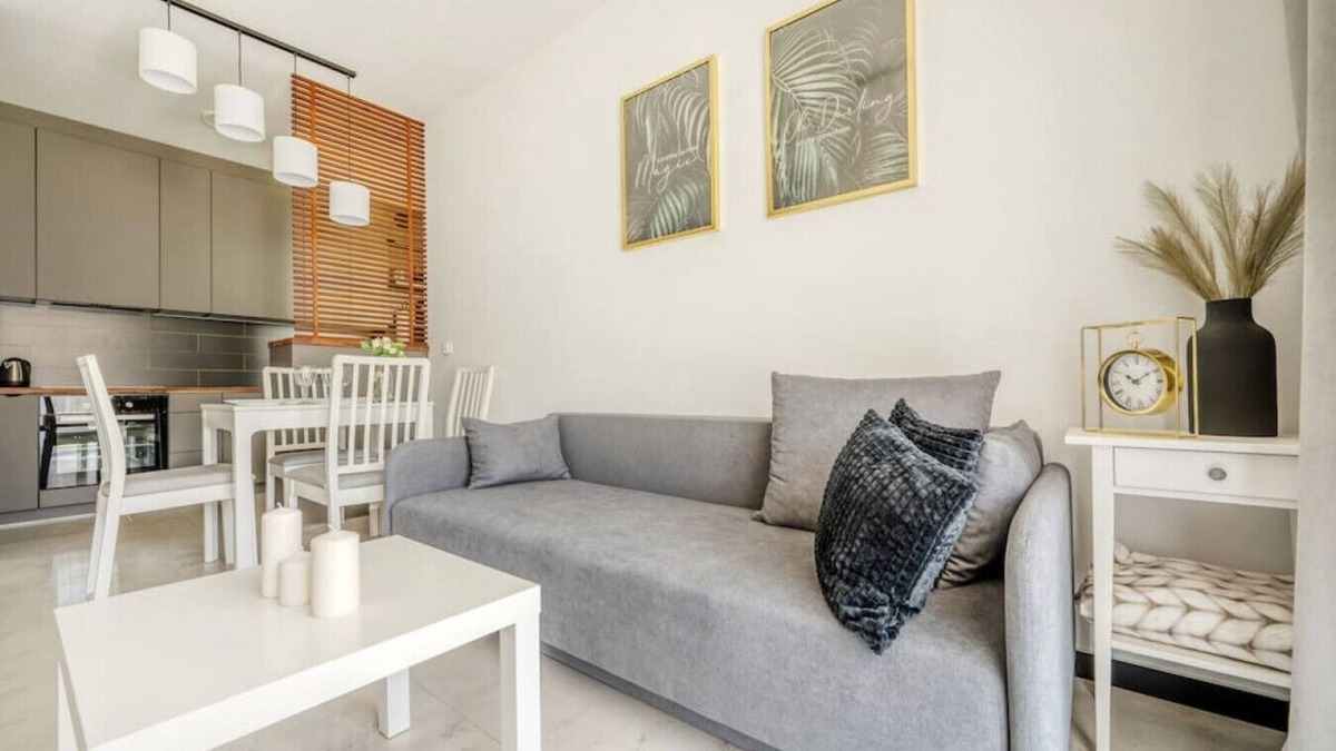 Baluty Apartment | Łódź Retreat Apartments - Parking, Terrace & Garden - by Rentujemy