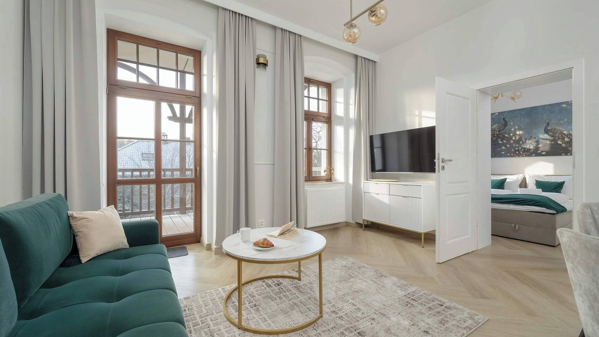 Srodmiescie Apartment | Śniadeckich 47 | Elegant Apartment | Balcony