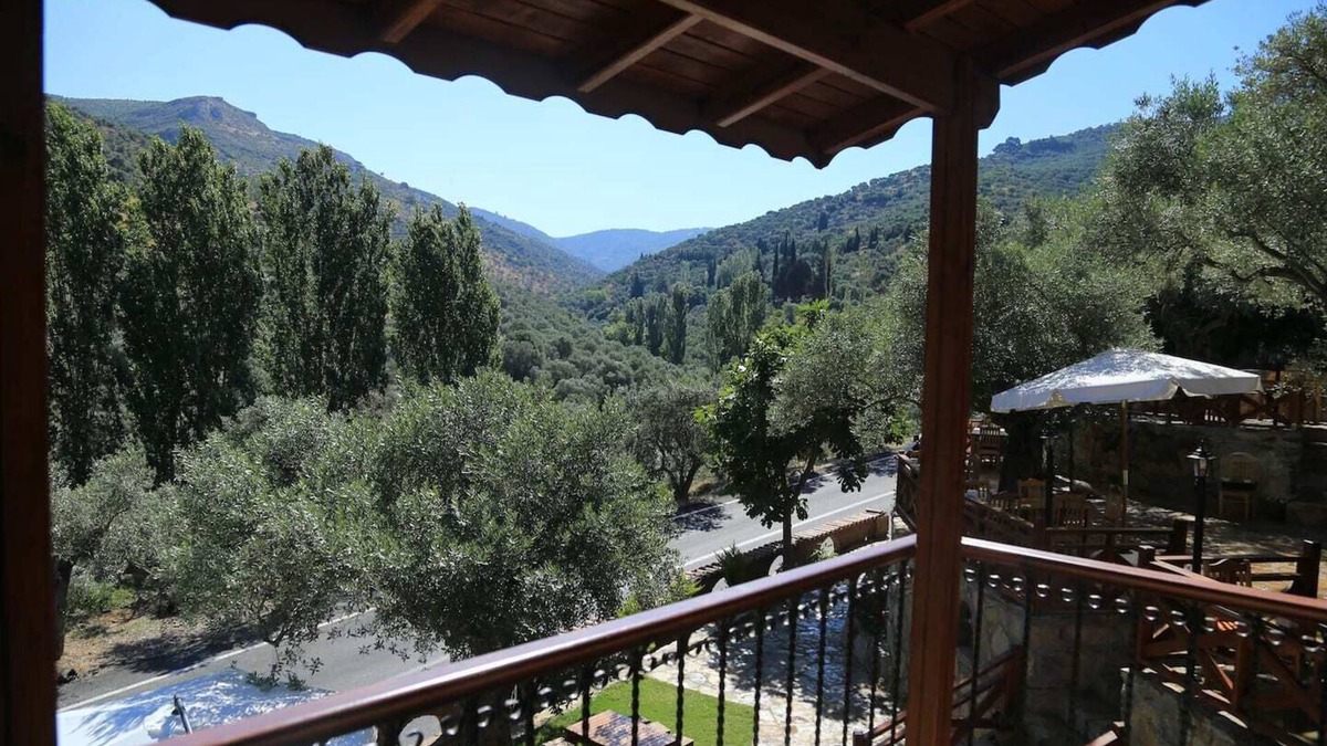 Selcuk Ski Chalet | Şirince Klaseas Olive Garden