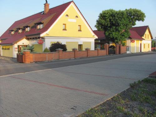 Krmelin House | Šindlerův Dvůr