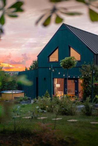 Krokowa House | Żurawia Ostoja Dom z Jacuzzi i Sauną