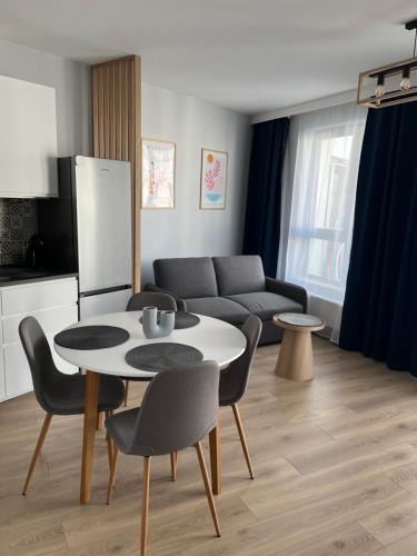 Mlyniska Apartment | Żurawie Modern Apartment