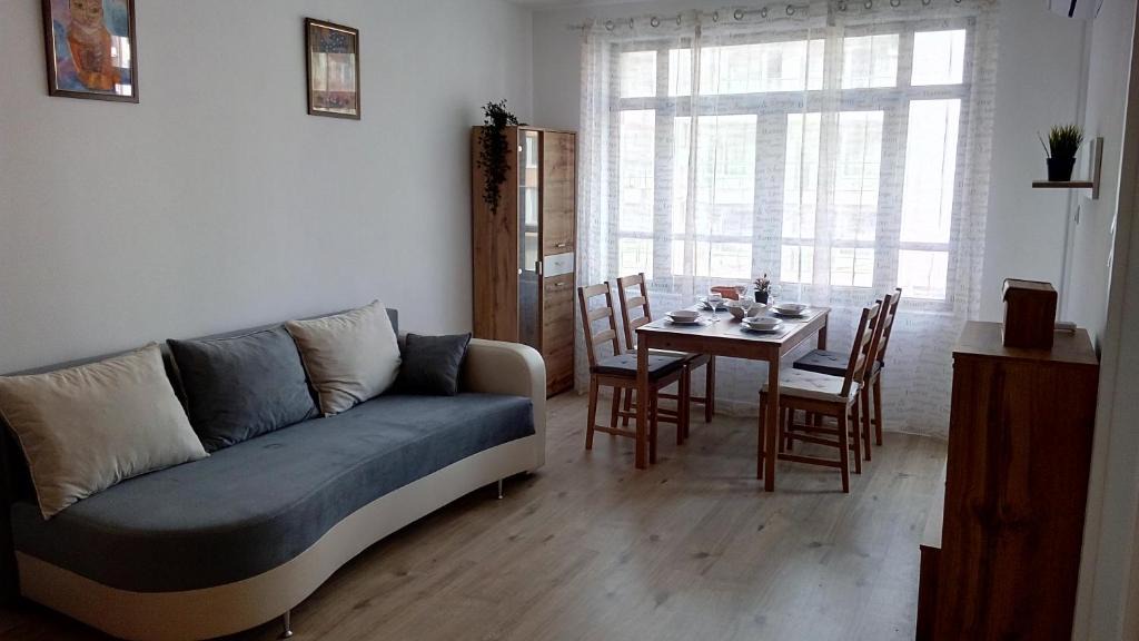 Pomorie Apartment | Апартамент Арина