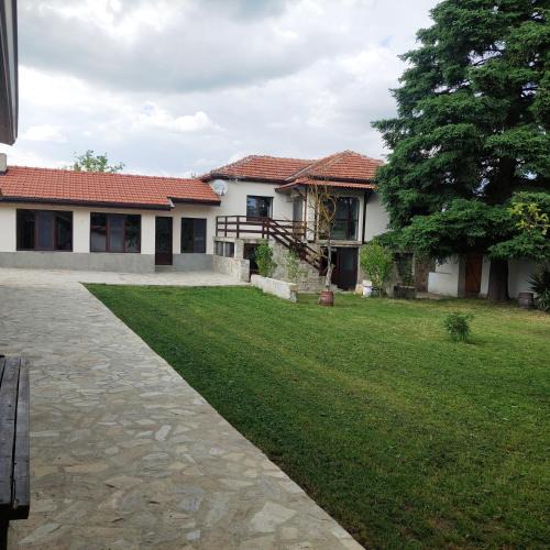 Avren Villa | Коларова къща