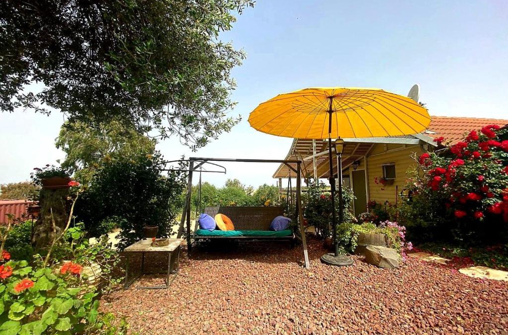Sha'al Bed & Breakfast | בקתת שומר היערות