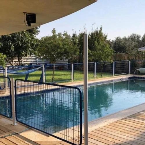 Bruchim Qela' Alon Cabin | סוויטת לורד הרמיטאז' בגולן