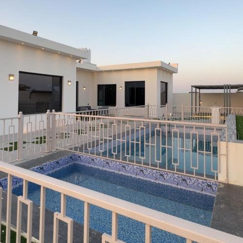 Musannah Ski Chalet | استراحة ارفين