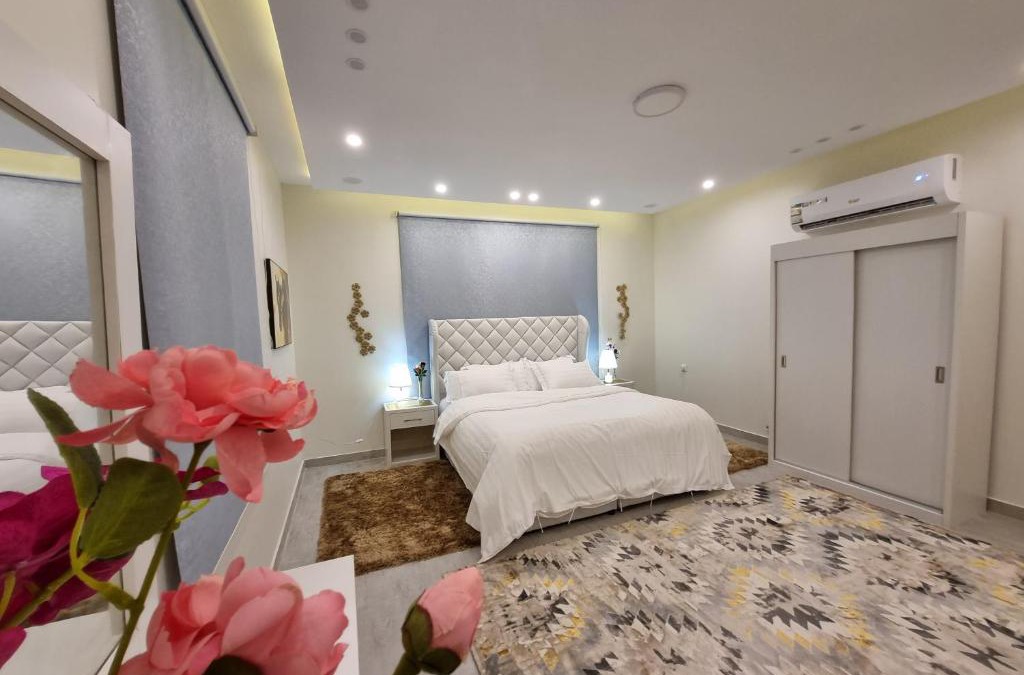 Abha Apartment | ملحق فخم جداً بمدخل وسطح مستقلين قرب لافندا بارك