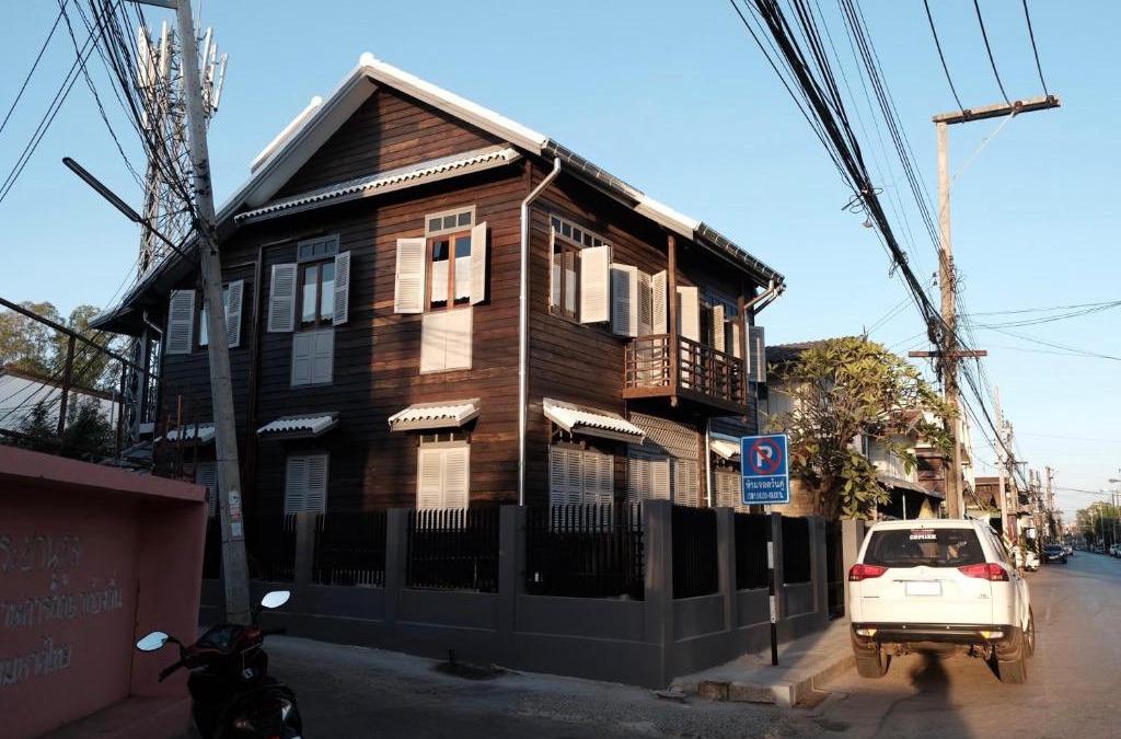 Sakon Nakhon Bed & Breakfast | บ้านเสงี่ยม-มณี Baan Sa ngiam-Manee