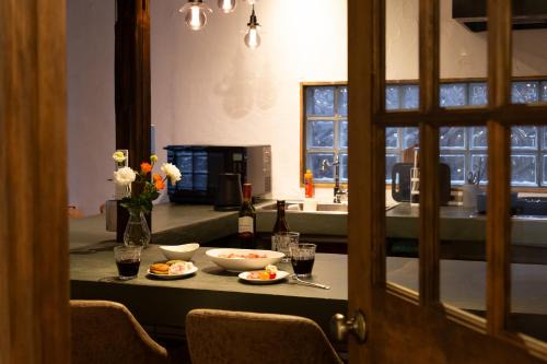 Nakano Apartment | ナカノコミチ Nakanokomichi