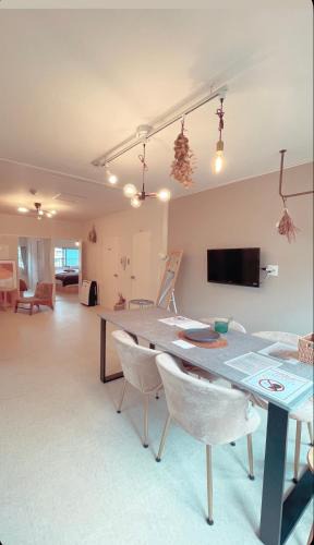 Ise Apartment | 民泊宿i s e s h i m a伊勢内宮前202猿田彦神社1分