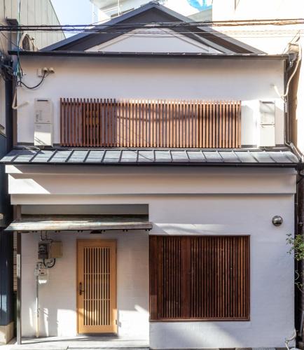 Shinsekai Apartment | 静響の宿 Silent Echo Inn