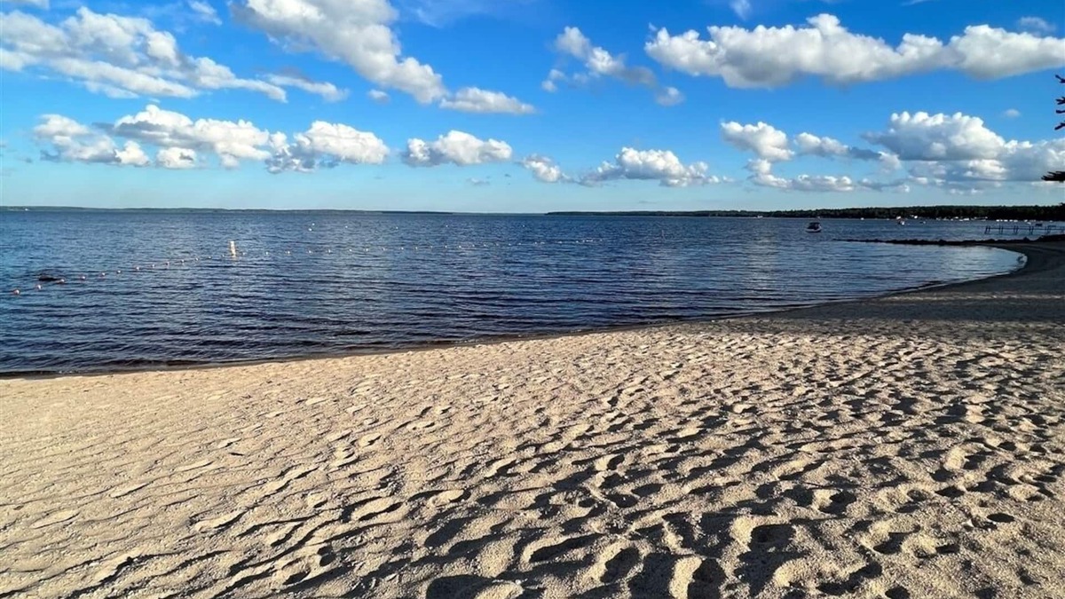 Sebago House | 0.4 mile walk away from the Sebago Town Beach.