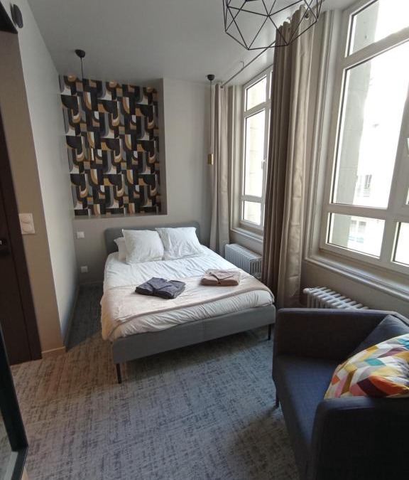 Centre Deux Apartment | 0000Le 12 studio neuf wifi app 11