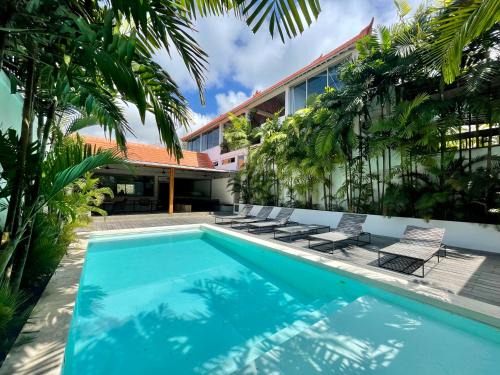 Ungasan Hotel | 007 Surfhouse Bali