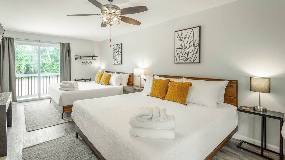 Lookout Valley Neighborhood Association Cabin | 02: The Wright Suite - A PMI Scenic City Vacation Rental