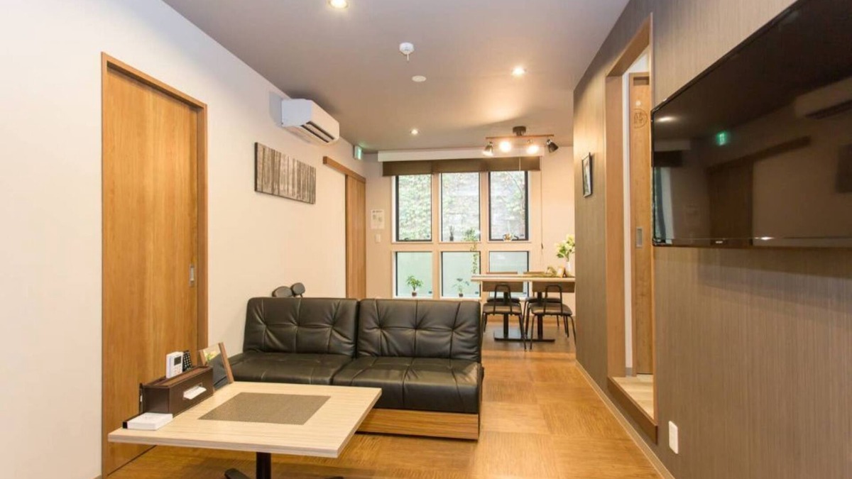 Minami Apartment | 02Group stay CLASSE /350m walk from Namba station /280m walk from Nihonbashi station /Maximum 8 people /WIFI