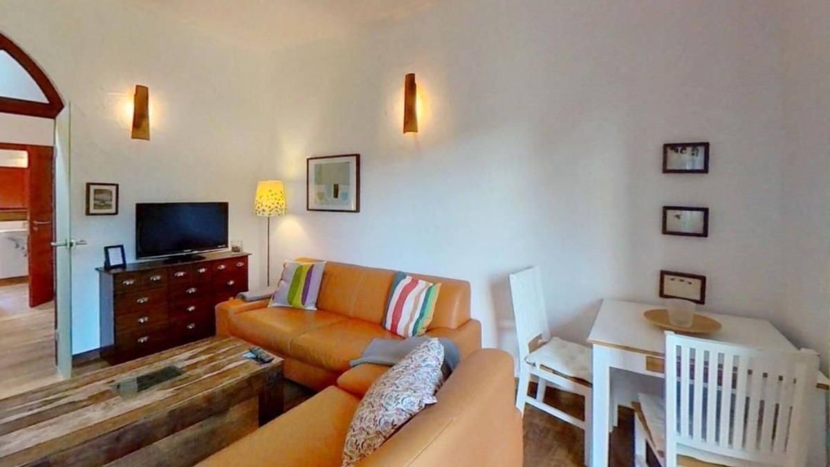 Ostseebad Baabe Villa | 03 Holiday apartment on Lake Selin with terrace - Ferienwohnungen am Seliner See