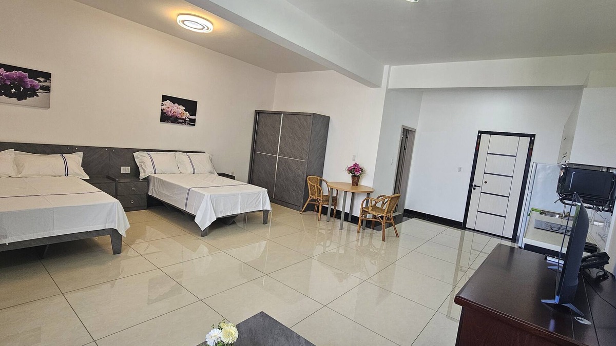 Santa Rosa Apartment | 05-Experience contemporary luxury at Prince APT, 20-minute stroll from the beach