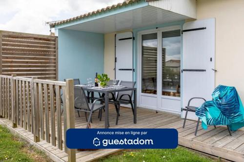 Mache House | 05 - Le Cygne - Village vacances