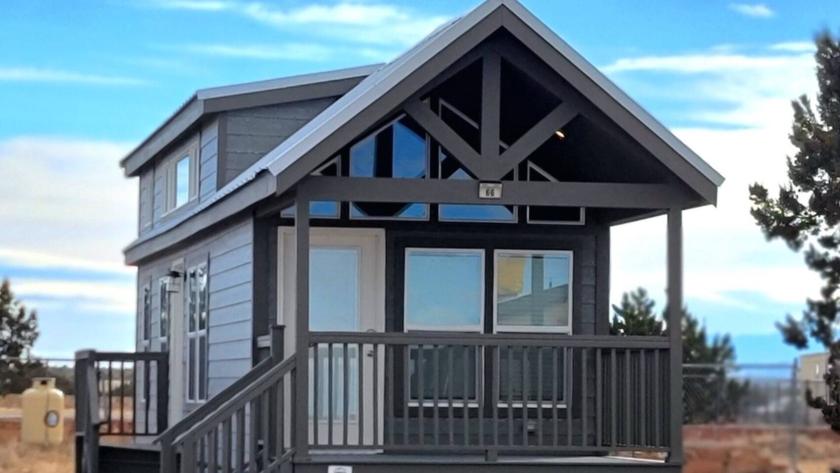 Valle Ski Chalet | 092 Tiny Home near Grand Canyon South Rim Sleeps 8