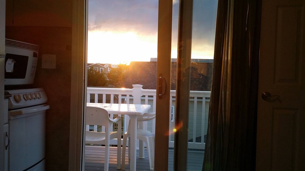 Ship Bottom House | 1-1/2 Blocks from the beach w/traffic light, Just remodeled
