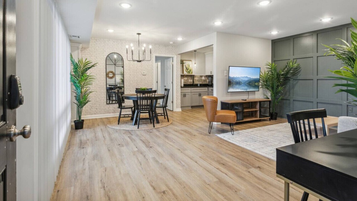 Hampton Apartment | 1/1 Comfy Suite,next to Shopping & Entertainment