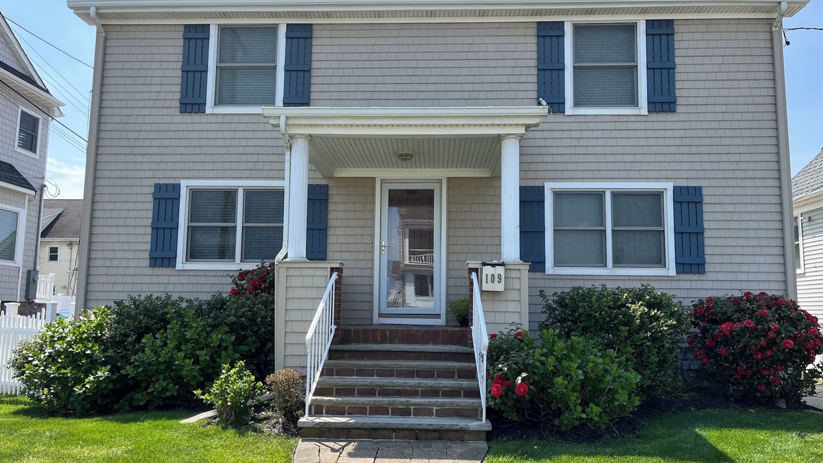 Wall House | 1/2 Block to Beach- Spring Lake Border- Last Minute Special!