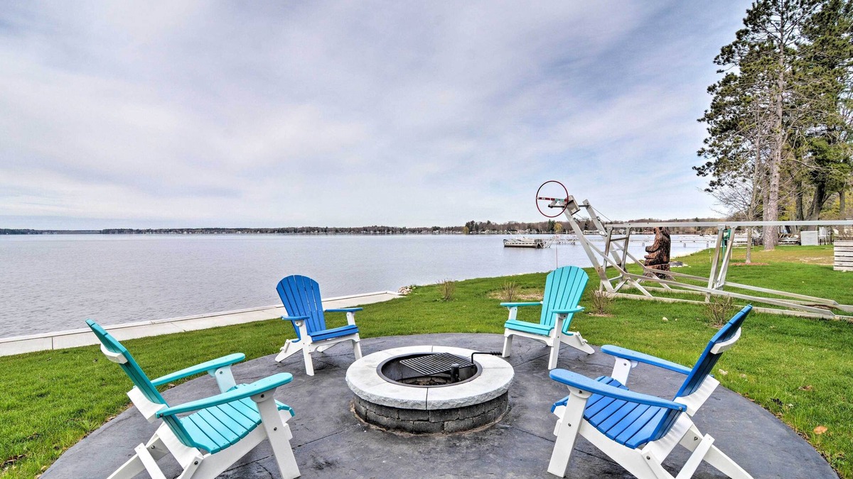 Cadillac Cottage | 1/2 Mi to White Pine Trail: Lakefront Home w/Dock