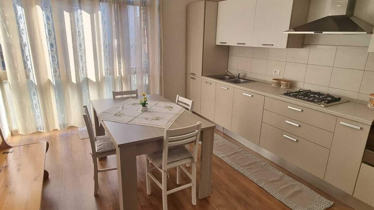 Mantua Apartment | 1.5 km from Palazzo Te and 100 meters from the hospital in Mantua Casa Emma