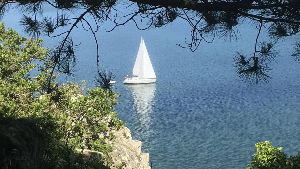 Ploubazlanec House | 1.5 km from the pier for Bréhat: Gite Ty Tophe