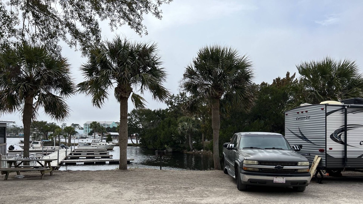 Steinhatchee RV Rental | #1 50Amp RV Spot
