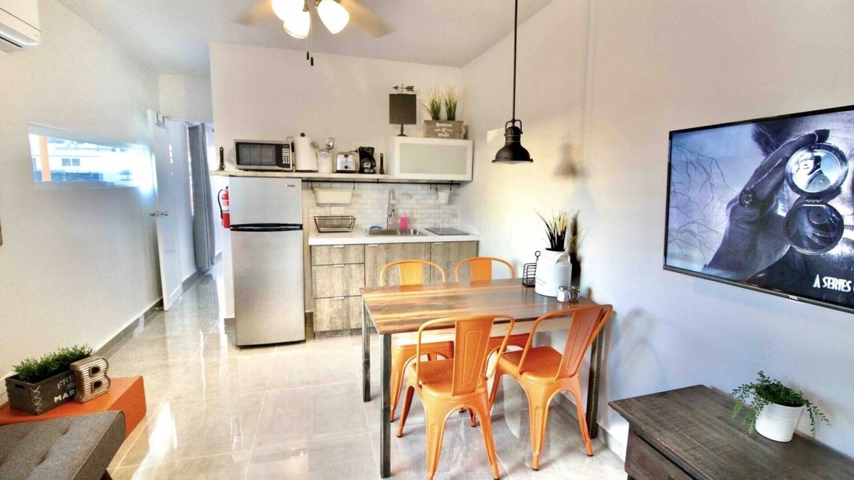 Mayaguez Pueblo Apartment | 1.6 Modern Farmhouse with Generator Balcony
