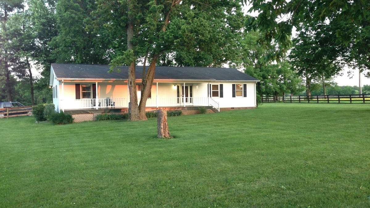 Lexington Other | 1.7 miles to KY Horse Park npremise ID 12268400-2