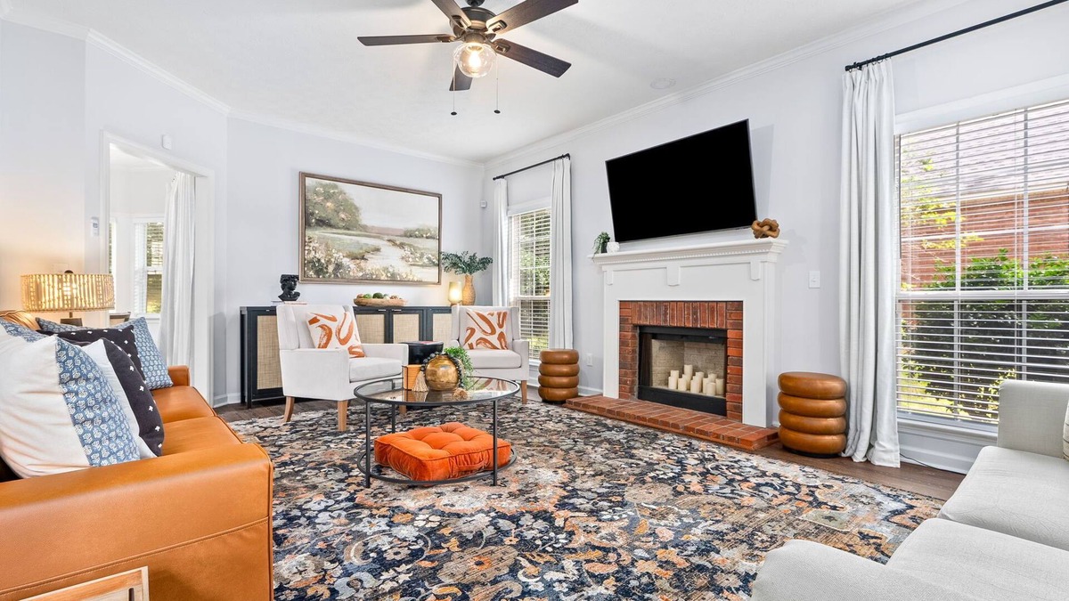 Pickwood House | 1.9mi to Campus! Game Room. Patio + Grill. Close to RTJ. 5 Smart TVs. Sleeps 11.