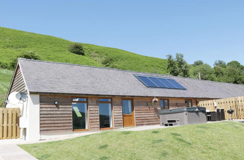 Newcastle-on-Clun House | 1 Beacon View Barn