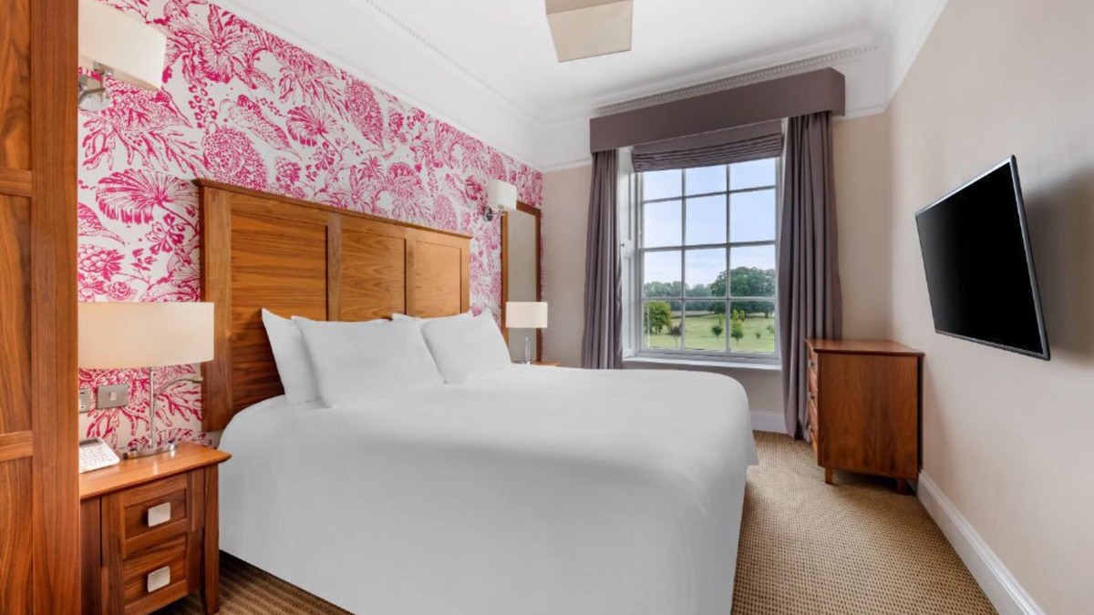 King's Bromley Condo | 1-Bed Apartment | Countryside Resort | Sleeps 4